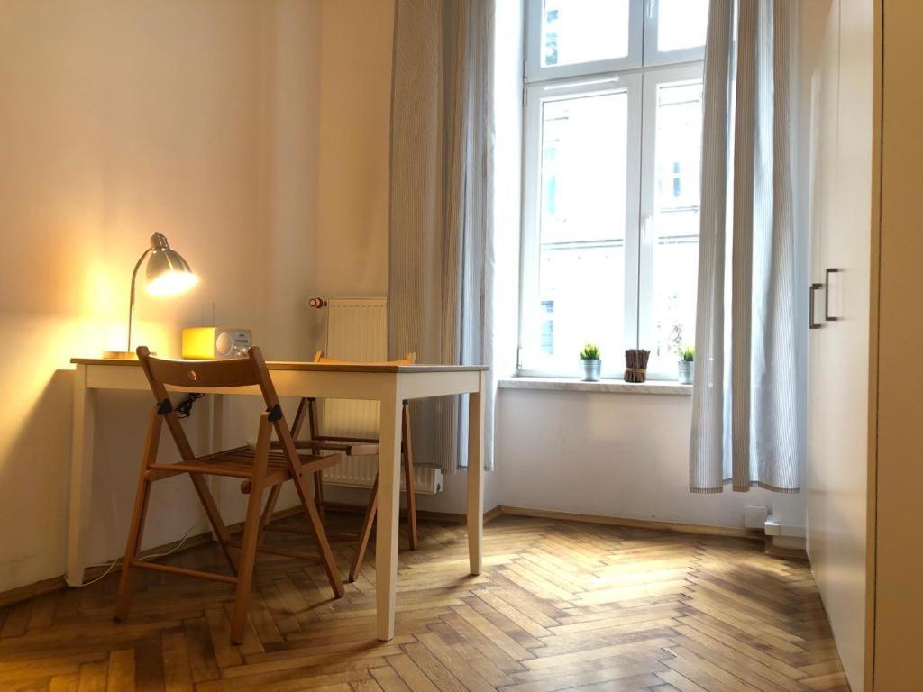 Classic Apartments Pilsudskiego Street クラクフ エクステリア 写真